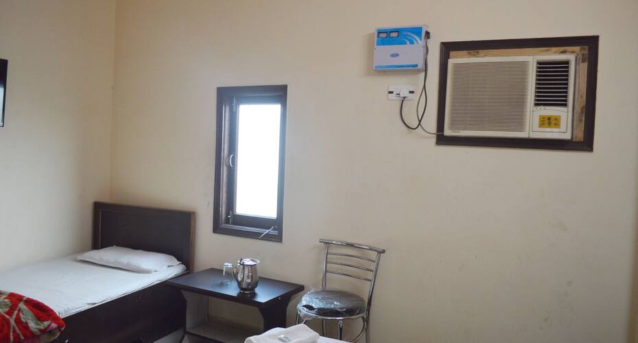 Hotel Sondhi International, Amritsar 4